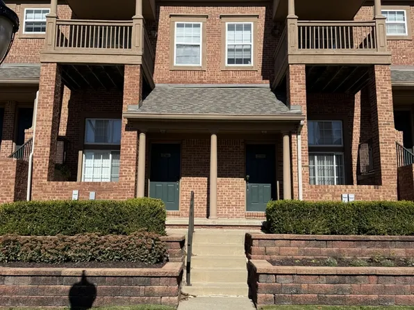 2741 Barclay Way, Ann Arbor, MI 48105