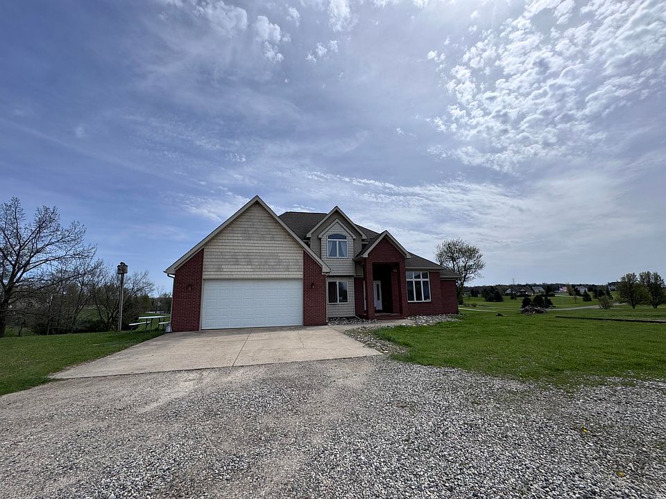 1st image of 1026 Deer Valley Dr