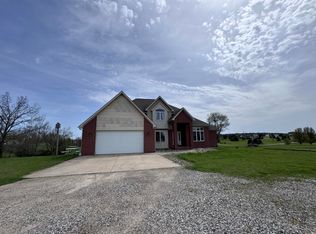 1026 Deer Valley Dr, Manchester, MI 48158