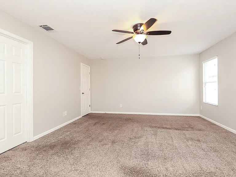 3618 Blaze Dr — Photo 10