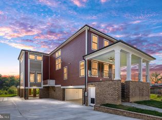 1111 Sophia St, Fredericksburg, VA 22401