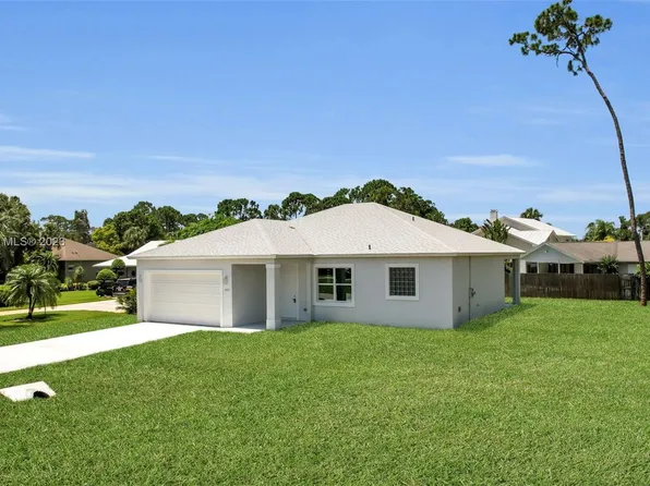 4501 Redwood Dr, Fort Pierce, FL 34951