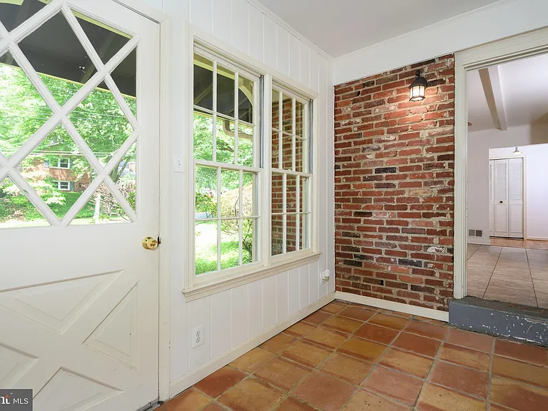6728 Sulky Ln — Photo 35