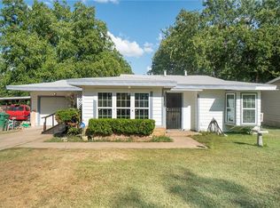 2504 Capri Dr, Fort Worth, TX 76114