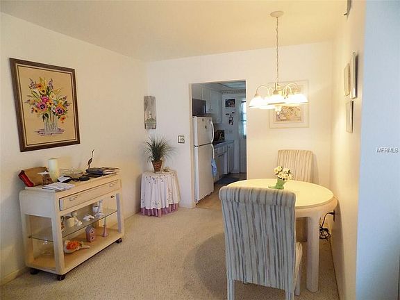 3rd image of 5940 21st St N APT 14