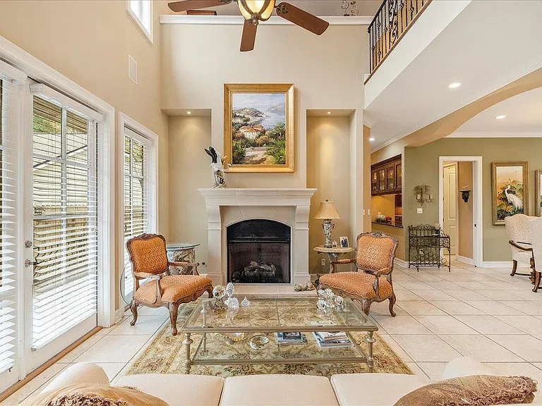 4146 Forsythe Way — Photo 7