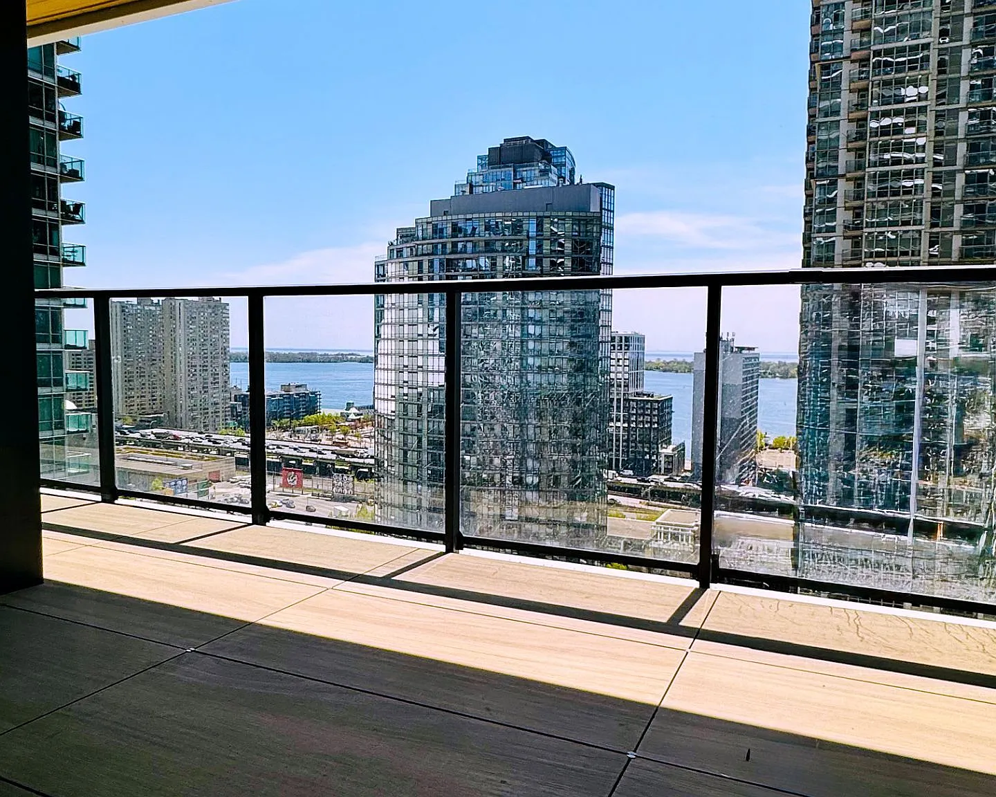 Concord Canada House — Photo 4