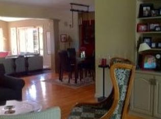 1414 Peninsula Dr, Traverse City, MI