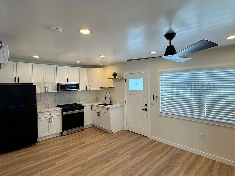 1403 W Sumner Ave - Echeverria — Photo 5