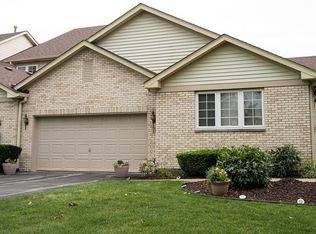 116 Iliad Dr, Tinley Park, IL 60477