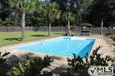 1st image of 2168 Hickory Ln #2