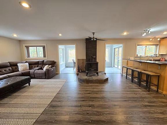 4th image of 2001 Birch Trail Road