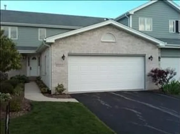 19359 Lisadell Dr, Tinley Park, IL 60487