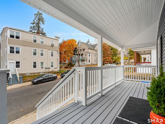 3rd image of 38 Young Street