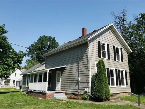 736 W River Rd N, Elyria, OH 44035