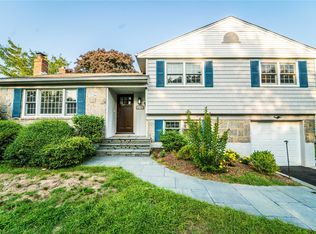 172 Gerhard Rd, Plainview, NY 11803