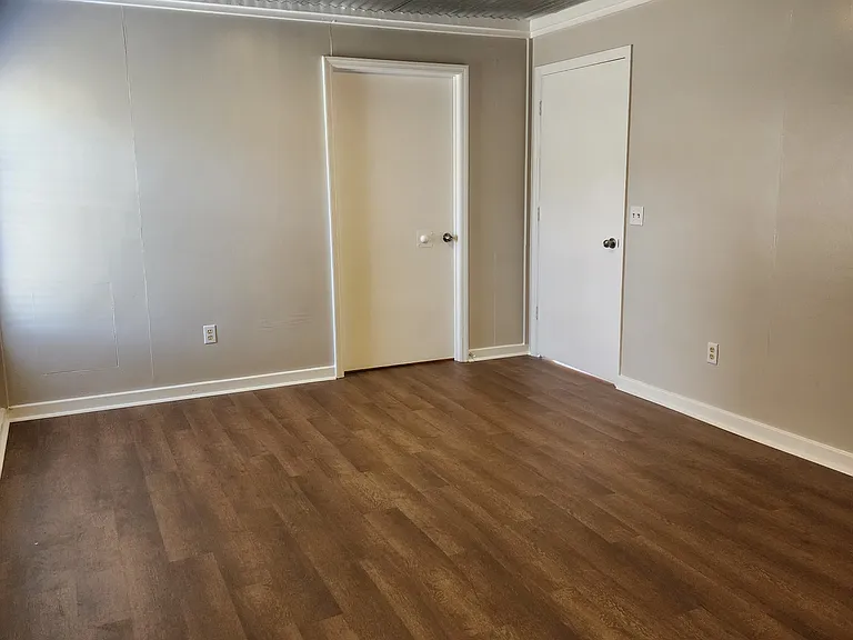 111 Hill St — Photo 19