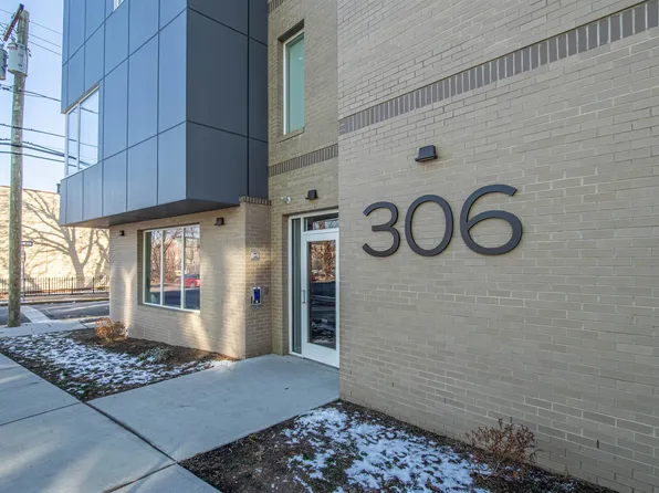 306 Bergen Avenue image 2 of 15