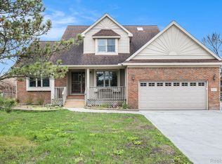 G4049 W Court St, Flint, MI 48532