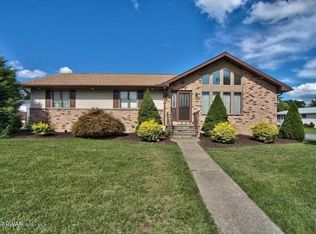 102 Mary Ann St, Scranton, PA 18504