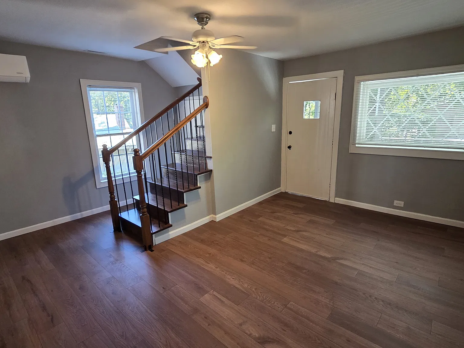 2 bed, 895 sqft, $1,995 — Photo 4
