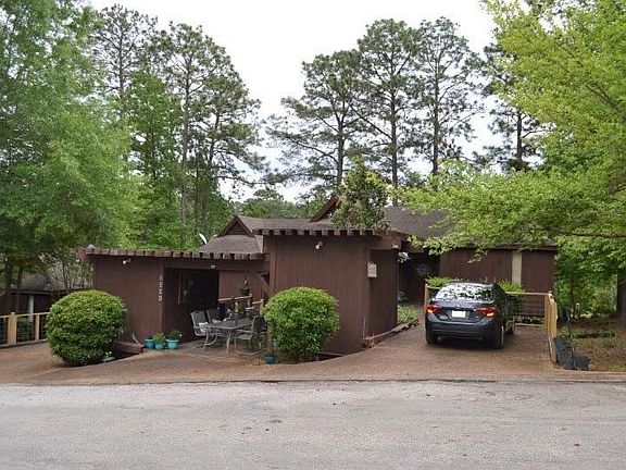 2nd image of 304 Country Club Dr #316