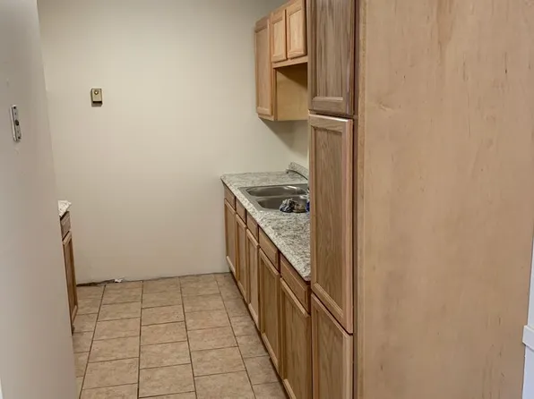 1129-1143 W Perry St, Salem, OH 44460