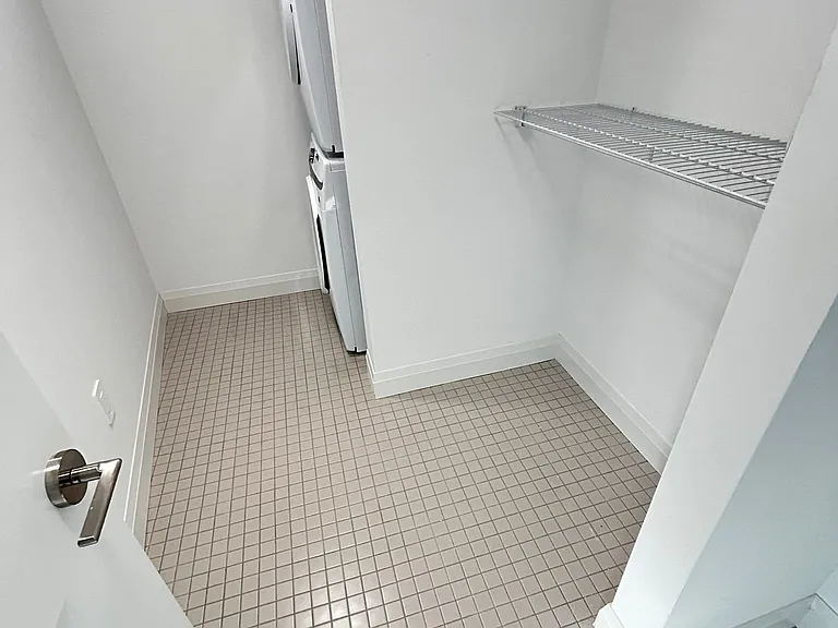 1333 Weber St E #905 — Photo 6