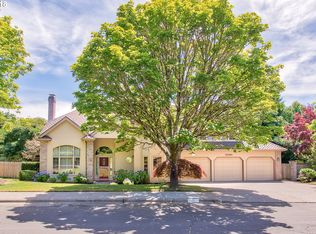 15020 SW Scarlett Dr, Tigard, OR 97224