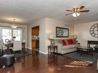 520 Garrettson St, Burlington, KS 66839