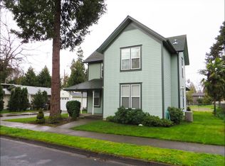 539 NW C St, Grants Pass, OR 97526