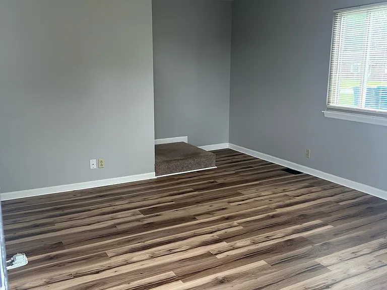 204 Evergreen Dr #C — Photo 2
