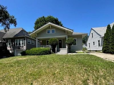 2170 Avondale St, Sylvan Lake, MI, 48320