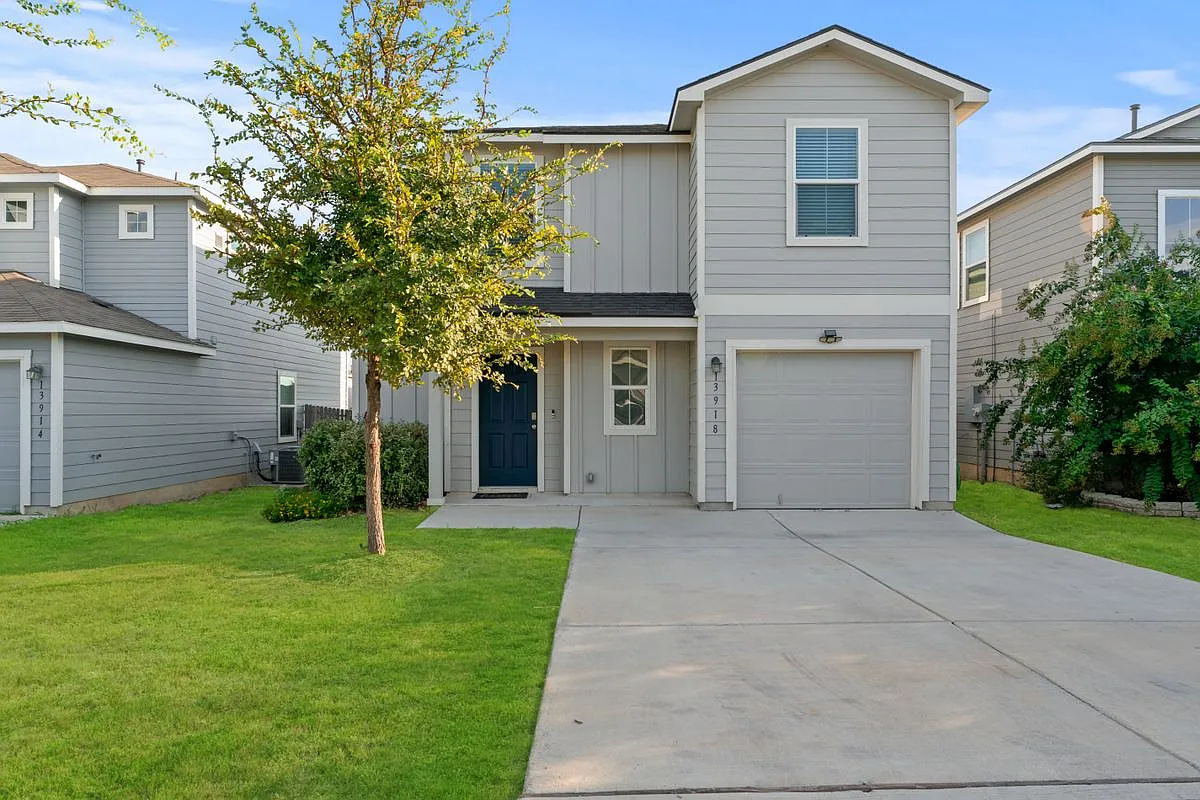 4 bed, 3.0 bath, 1842 sqft, $1,800 — Photo 1