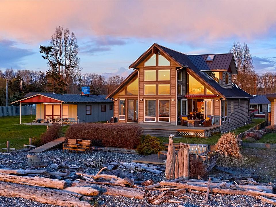 1st image of 611 Marine Dr