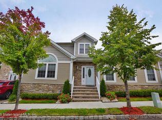 57 Chart Loop, Staten Island, NY 10309