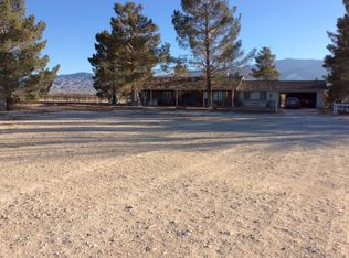 35157 Foothill Rd, Lucerne Valley, CA 92356