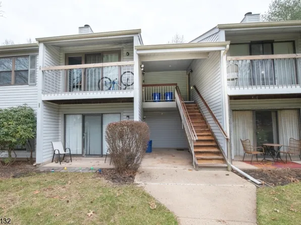 29 Crabapple Ln #29, Franklin Twp., NJ 08823