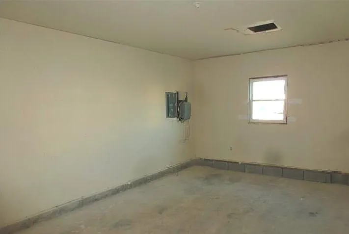 56 Three Rivers Dr — Photo 2