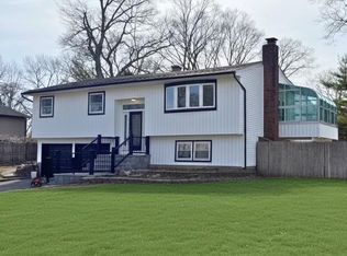 8 Alpine Street, Port Jefferson Station, NY 11776