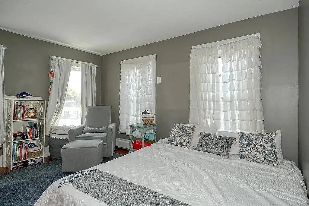 2 bed, 1.0 bath, 1200 sqft, $2,500 — Photo 4
