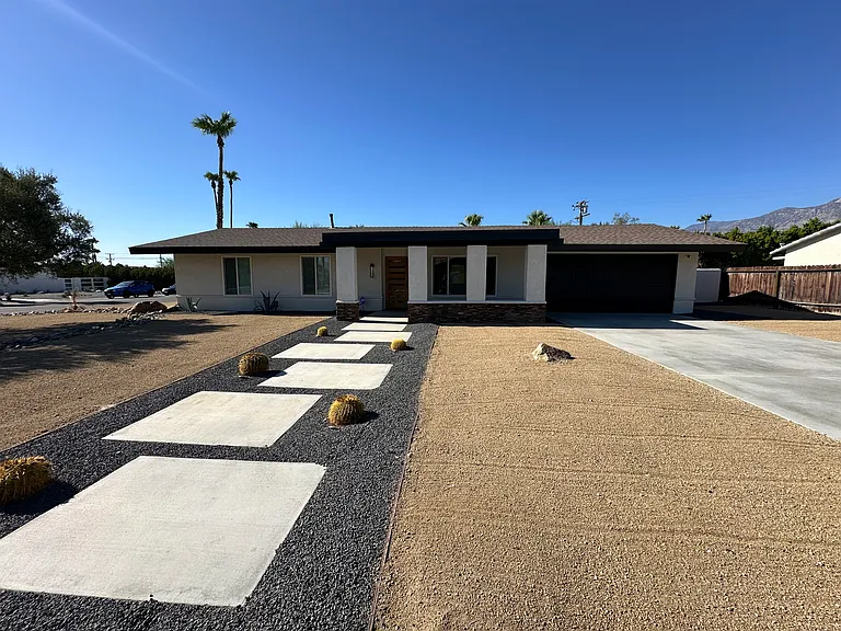 2897 E San Marino Rd — Photo 29