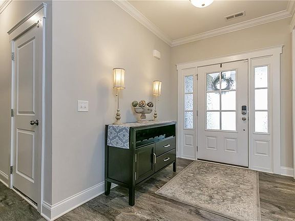 4th image of 354 Brinkley Cir