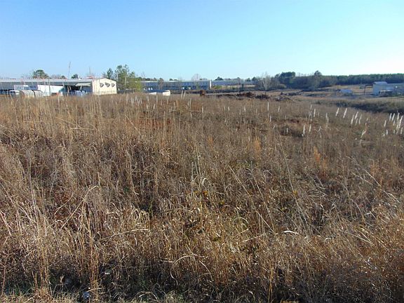 2nd image of 3111 Roberson Rd