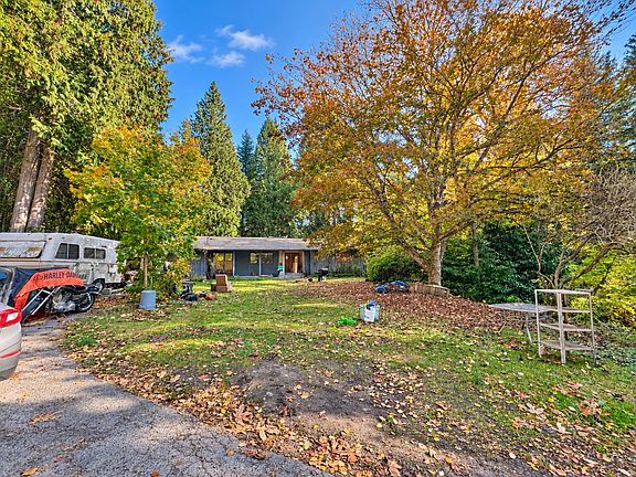 3rd image of 3094 Lower Rd