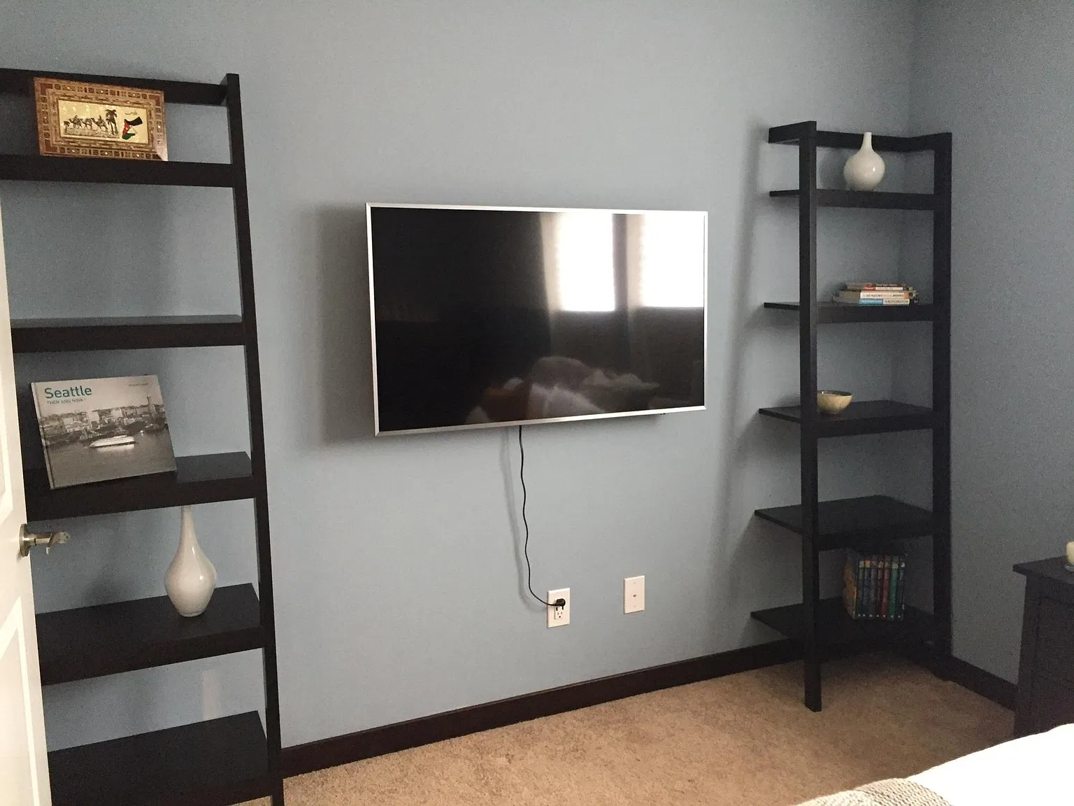 3 bed, 1940 sqft, $1,000 — Photo 3