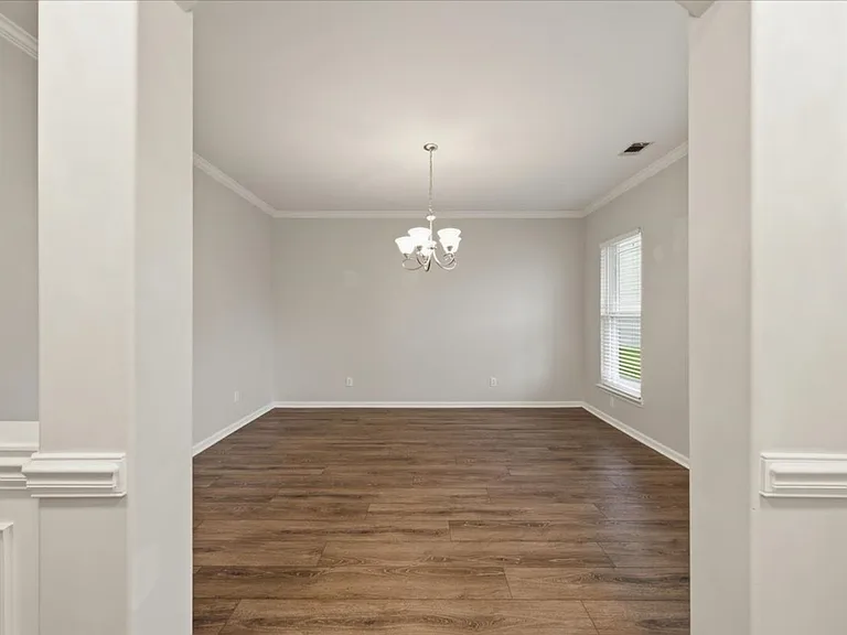 8 Woods Way — Photo 42