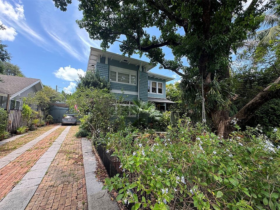 1st image of 511 SE 9th Avenue
