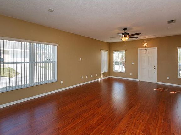 4th image of 13766 Daniels Landing Cir