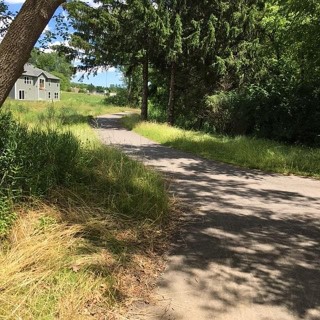 Glacial Drumlin Trail Access